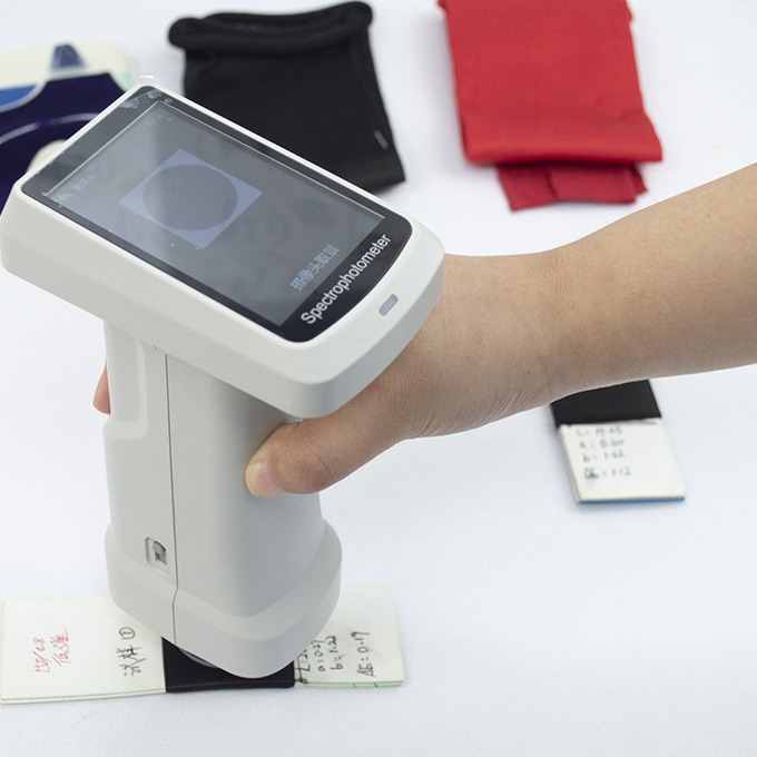 Colour Matching Spectrophotometer 400 700nm Wavelength Range DS600