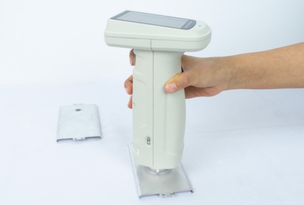 How to choose a measuring instrument suitable for PVC silicone color ...