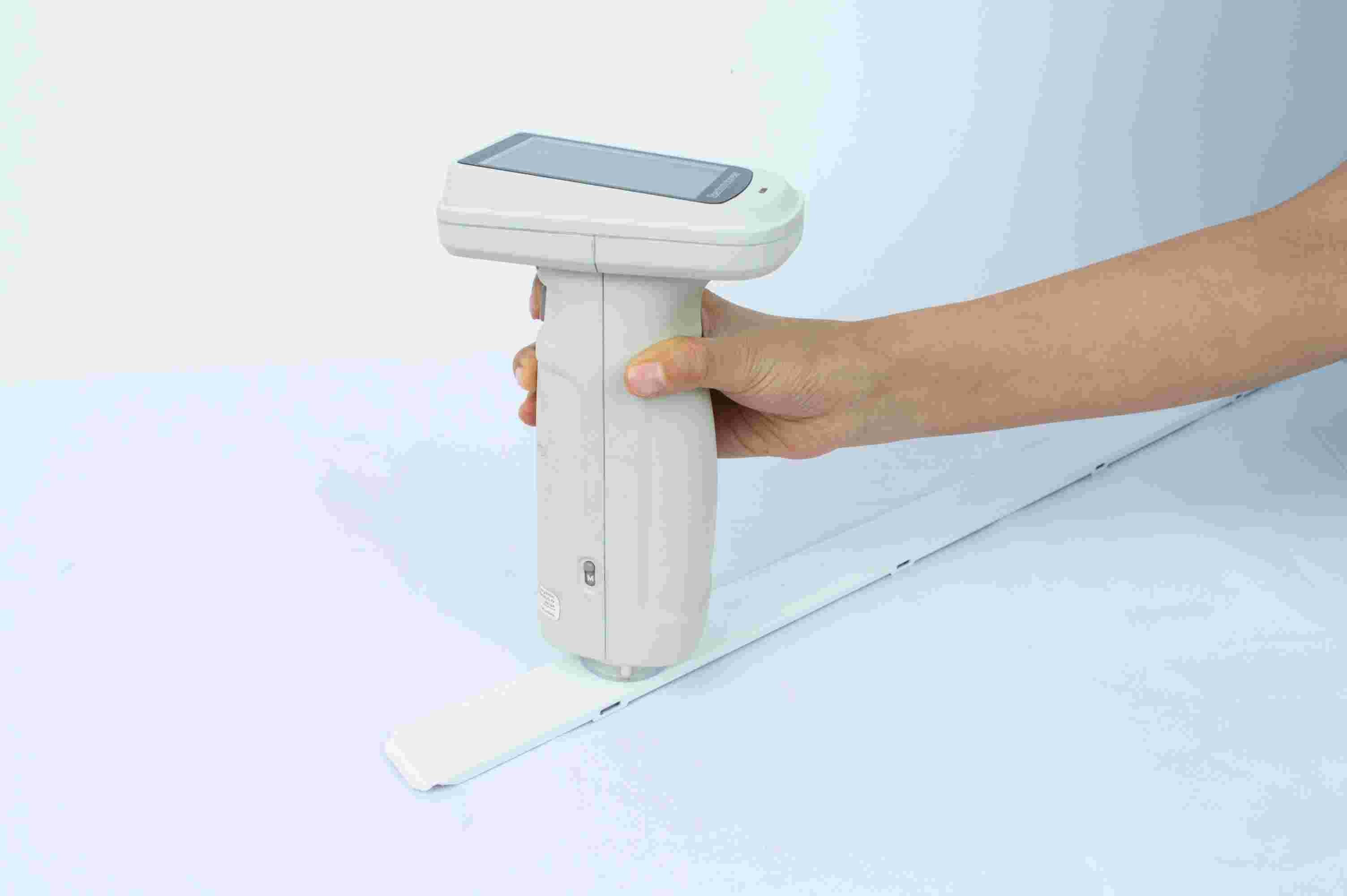 Auto Calibration Portable Spectrophotometer Report Reflectance Data At