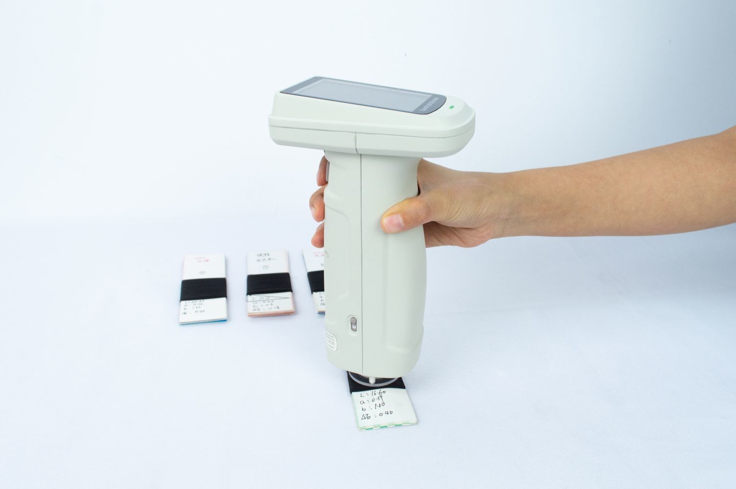 Auto Calibration Portable Spectrophotometer Report Reflectance Data At