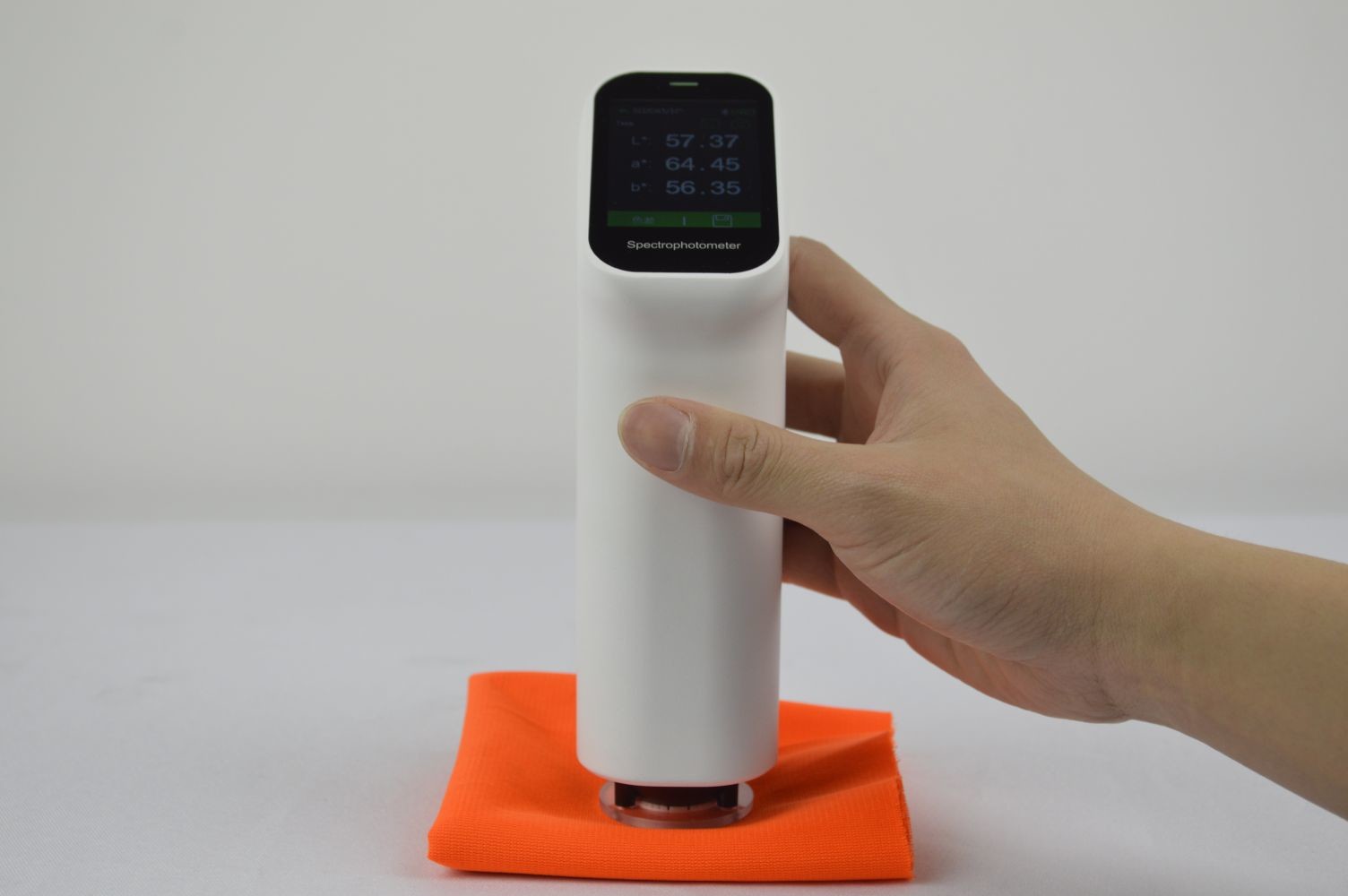 CS520 Portable Spectrophotometer 20 Color Indexes 26 Illuminants