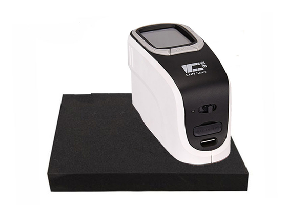 400-700nm Wavelength D / 8 Portable Color Spectrophotometer For Textile Measurement